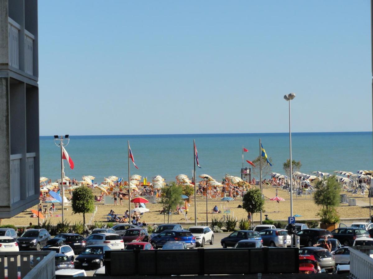 Ivana - Appartamenti Bibione Luaran gambar